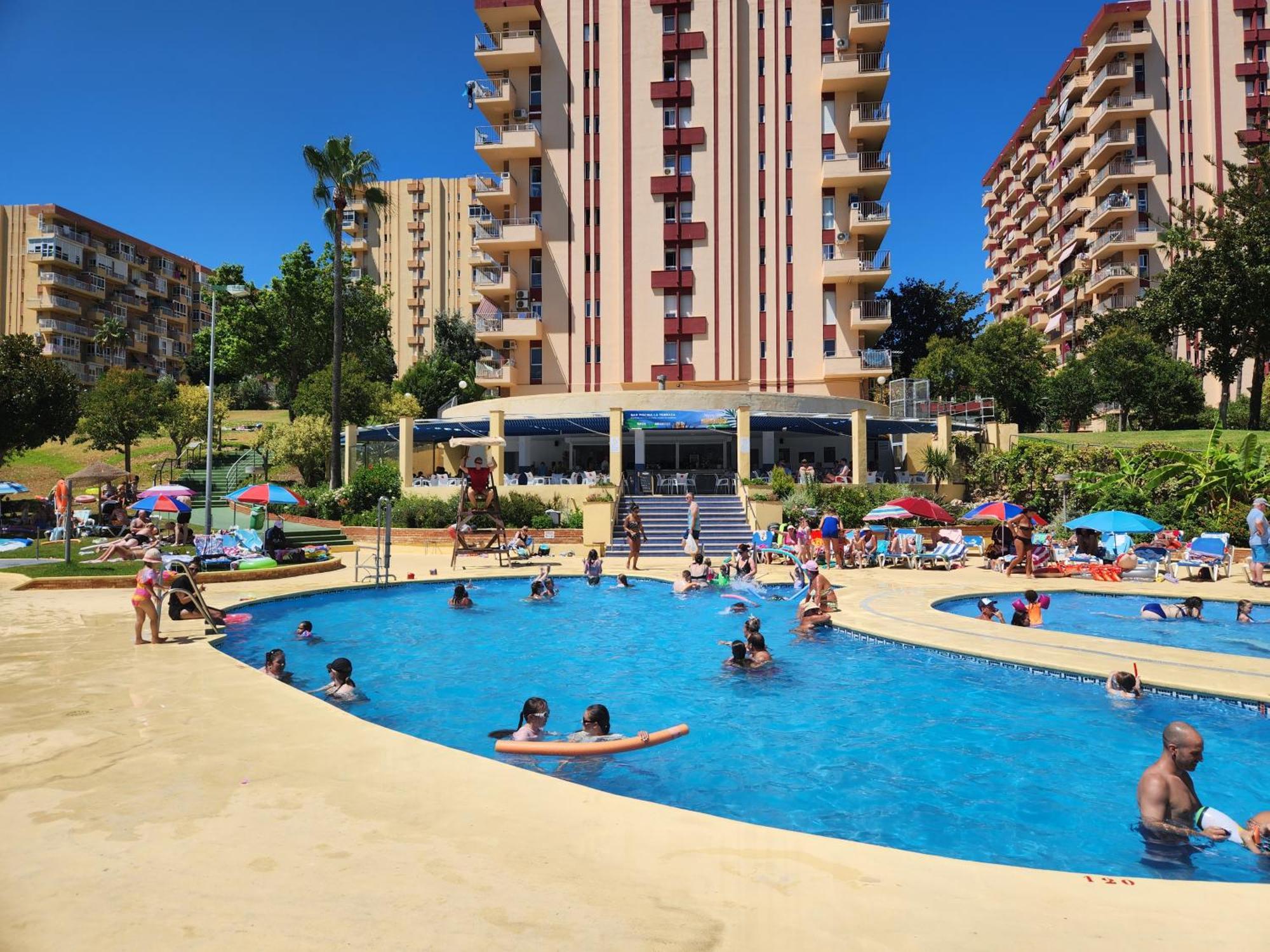 Apartments เบนัลมาเดนา ภายนอก รูปภาพ